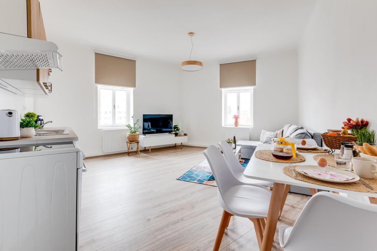 Apartment Modern, Bright And Spacious Prague